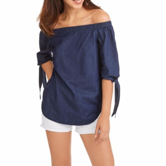 Faded Glory Tops - NWOT Off the Shoulder Chambray 100% Cotton Top